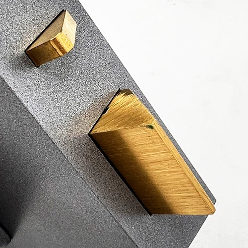 Yale No.1 Auto Deadlocking Nightlatch - Image 3