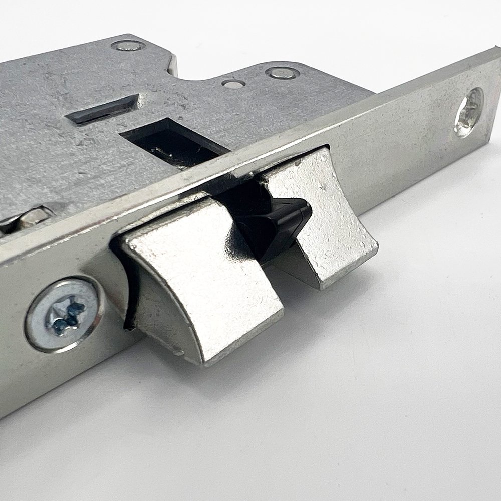 Maco-Overnight-Lock-Lever-Down-16mm - Image 6