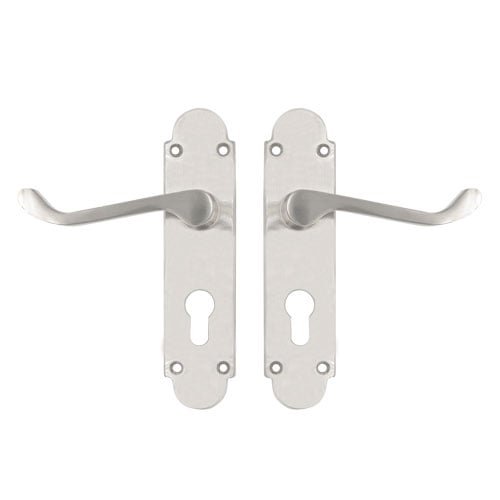 TSS Regent Scroll Lever Handle on Plate Door Furniture - Image 2